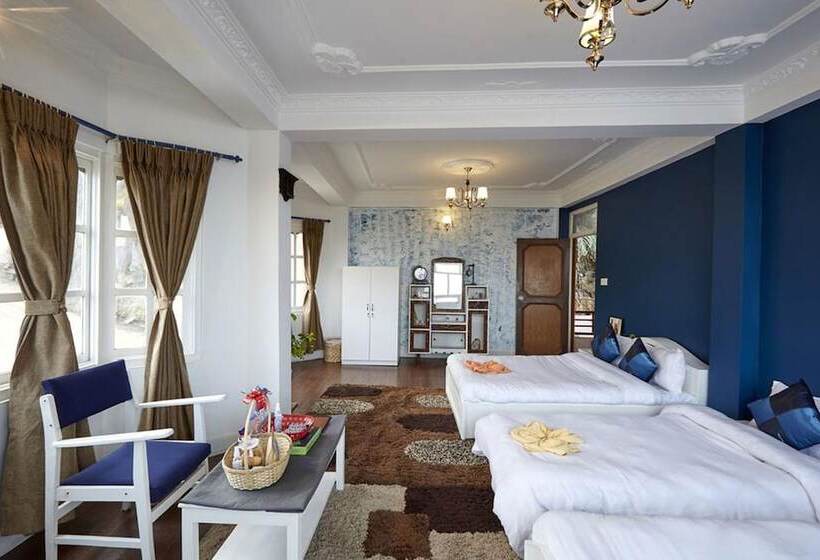 Pension Brookside Ichangu House