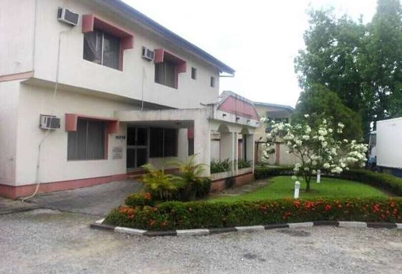 Ths Le Chateau Thelpim Hotels