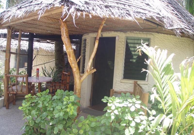 Отель St. Bernard Beach Resort