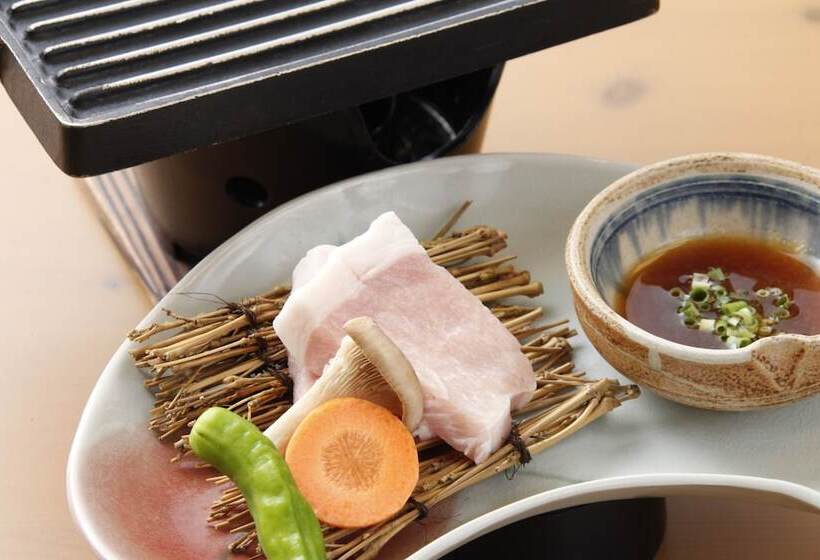 ホテル Shibugoe Onjuku
