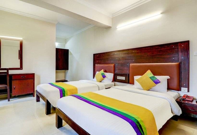 Itsy Hotels Ammu Regency