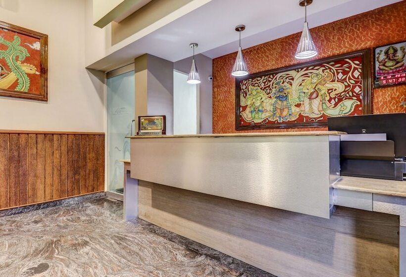 Itsy Hotels Ammu Regency