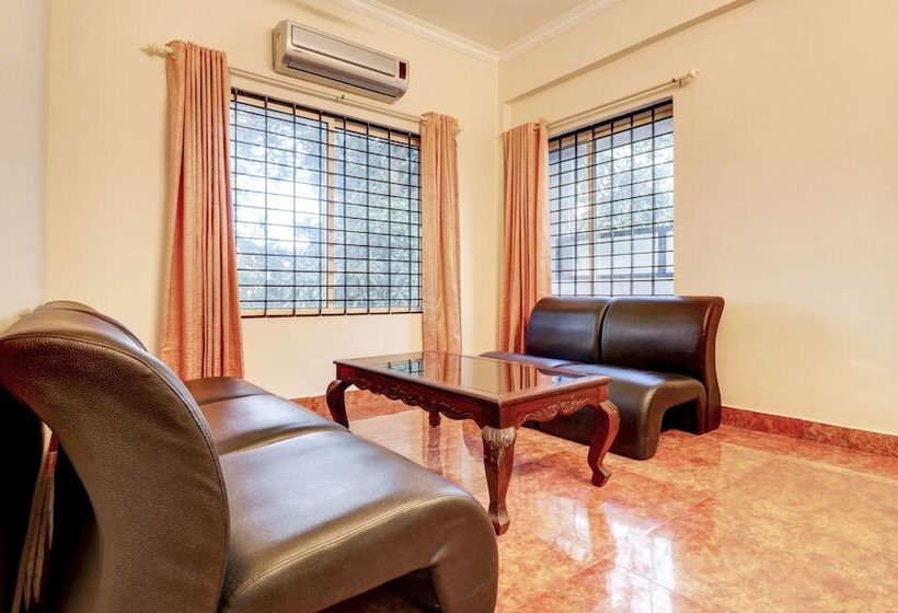 Itsy Hotels Ammu Regency