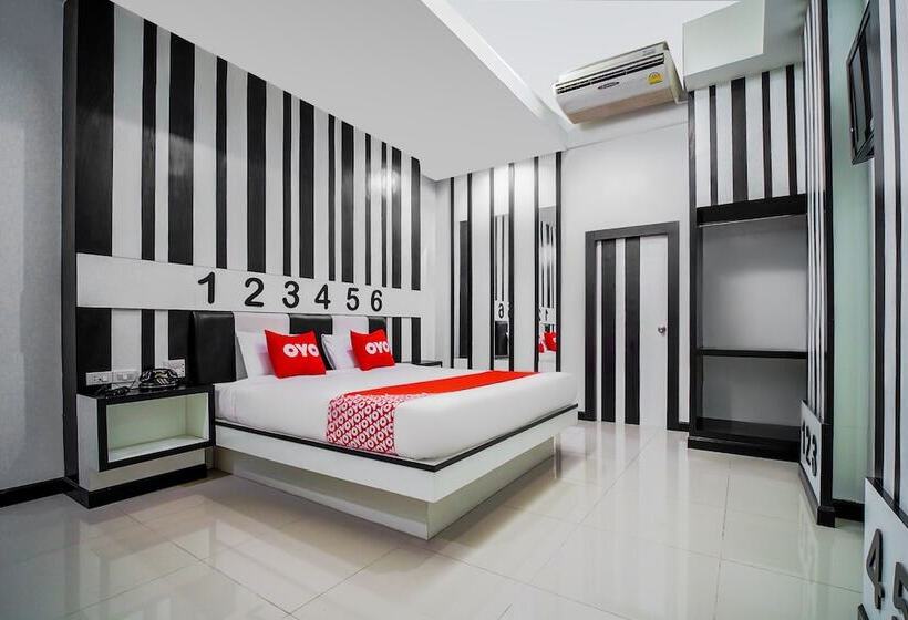 Phadaeng Hotel By Oyo Rooms
