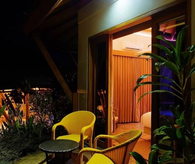 민박 Kadewa Retreat Ubud   Adults Only