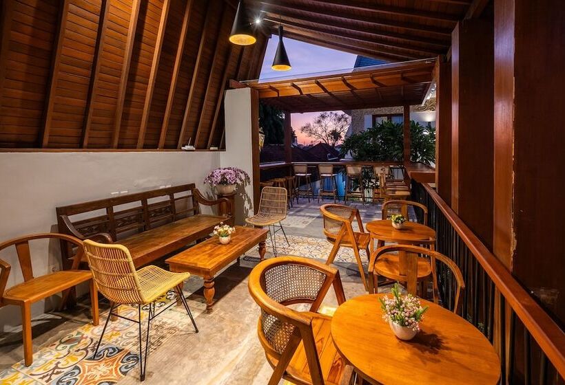 مبيت وإفطار Mahesa Suites Seminyak