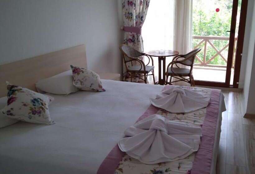 تختخواب و صبحانه Rota