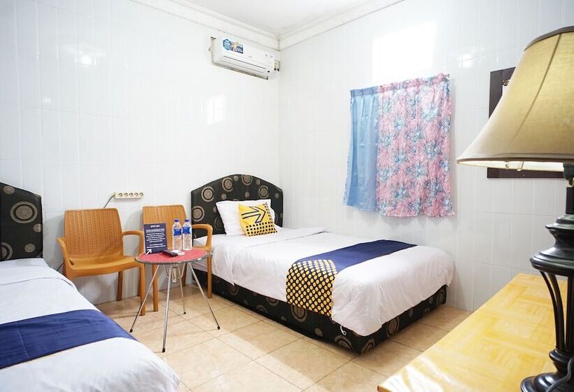 فندق Spot On 1854 Sepinggan Asri Syariah Guesthouse