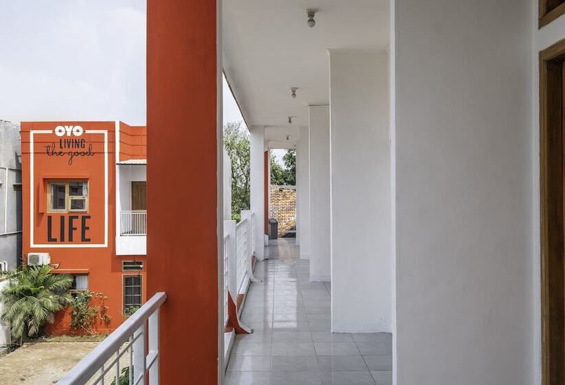 هتل Wisma Fisio By Oyo Rooms