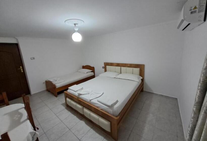 پانسیون Guest House Argjiro Castle