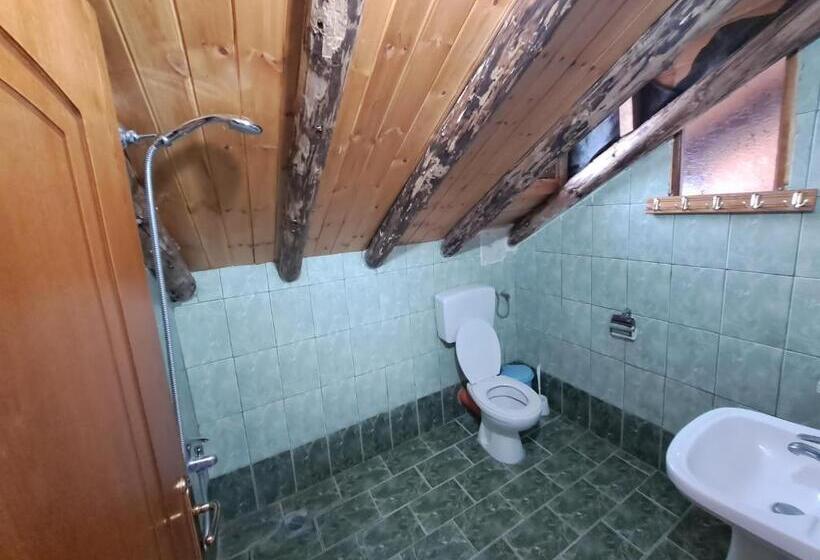 پانسیون Guest House Argjiro Castle