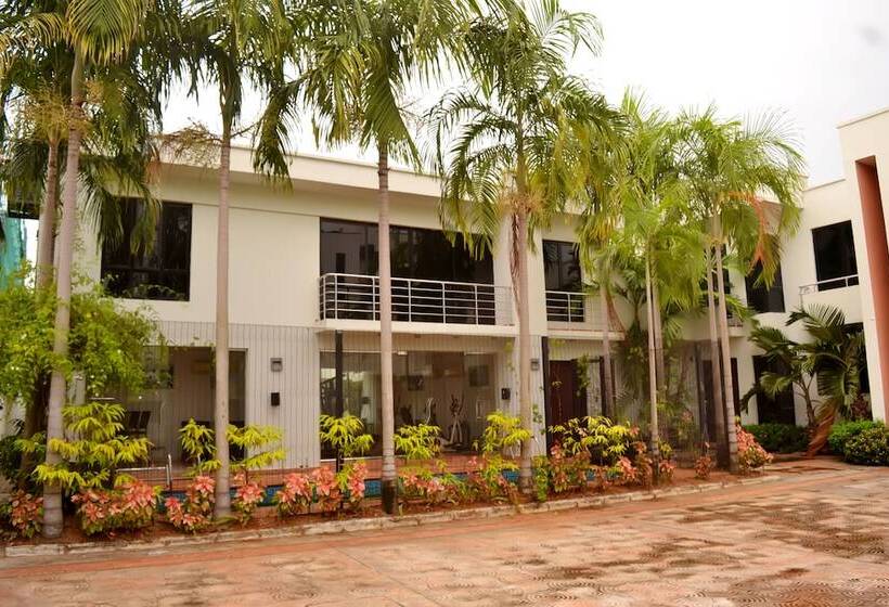 Running Brook Apartments