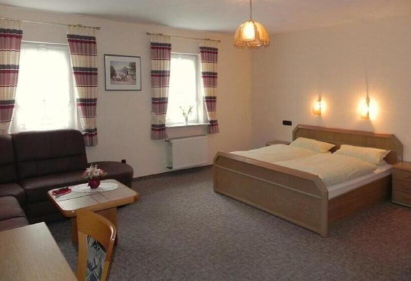 ペンション Gästehaus Freimuth