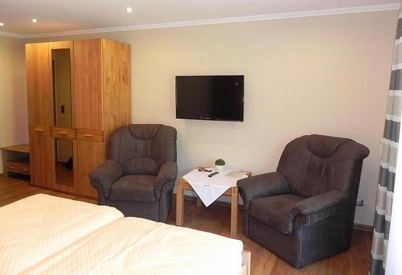 ペンション Gästehaus Freimuth