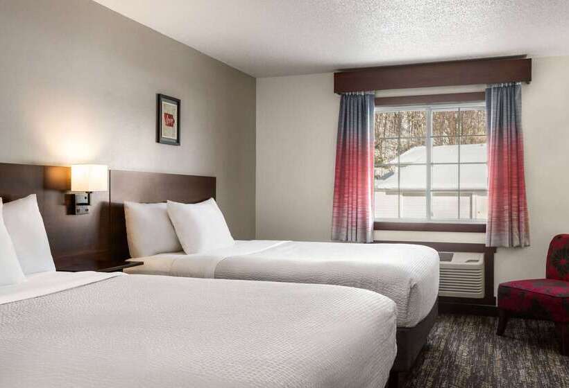 فندق Ramada By Wyndham Richland Center