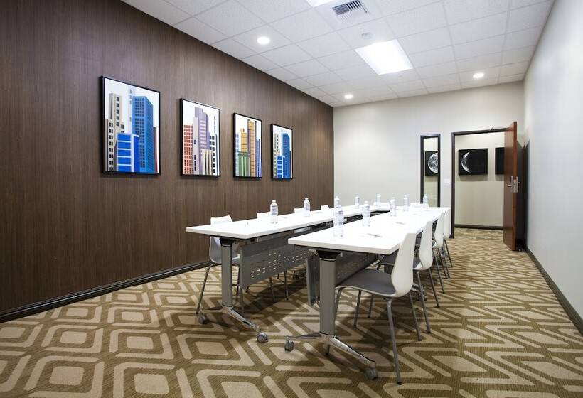 Redac Gateway Hotel Torrance