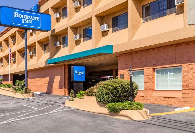 ホテル Rodeway Inn