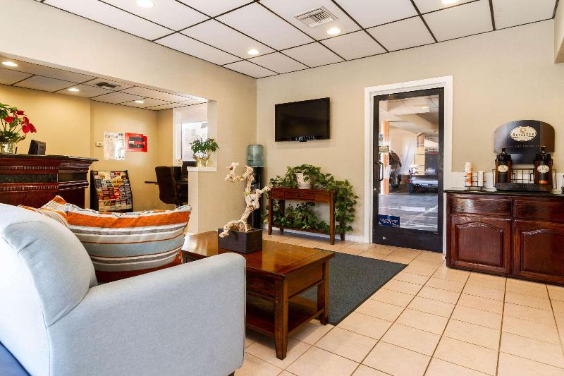 ホテル Rodeway Inn