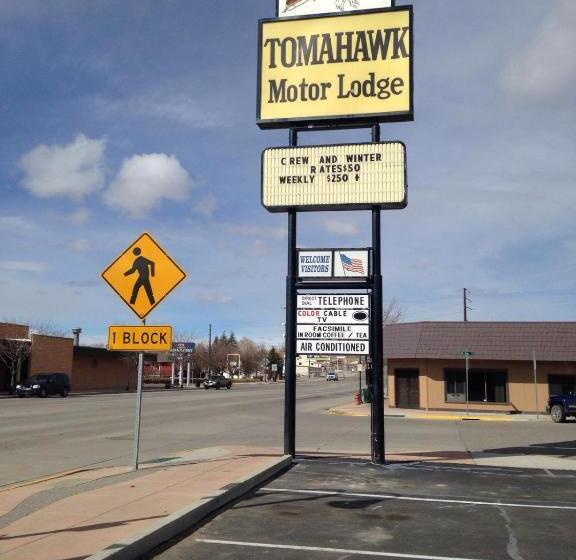 酒店 Tomahawk Motor Lodge