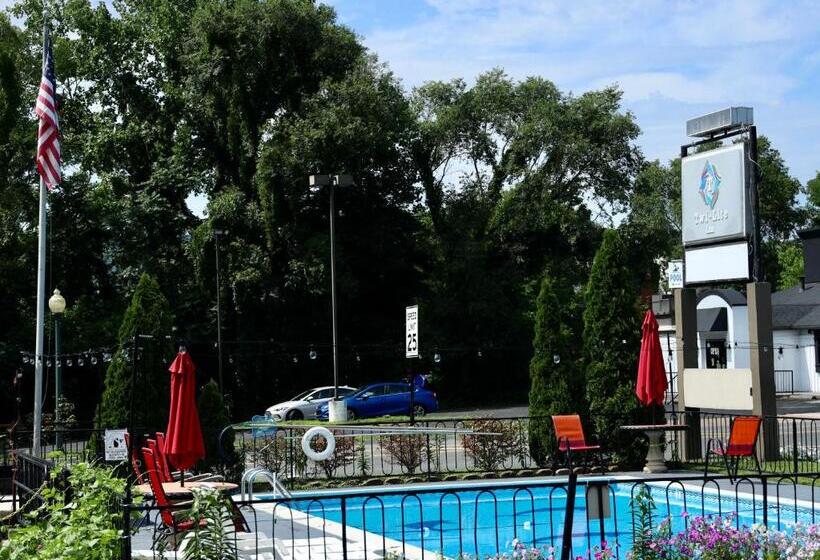 汽车旅馆  Twi Lite Inn