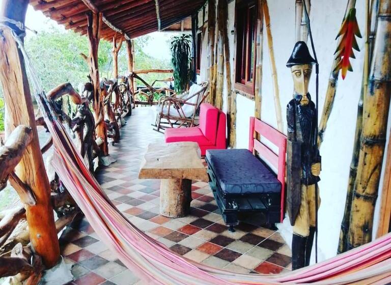 هتل Cabañas Guacari San Agustín Huila