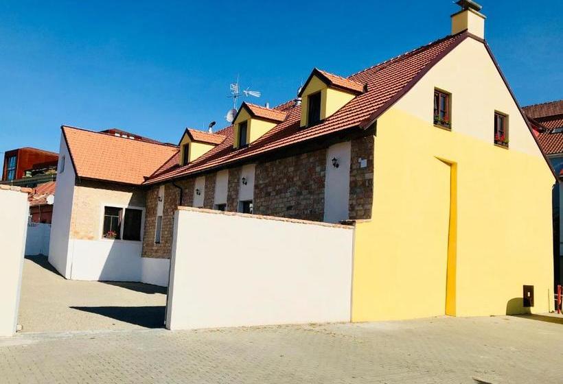 Garni Pension U Svatého Urbana