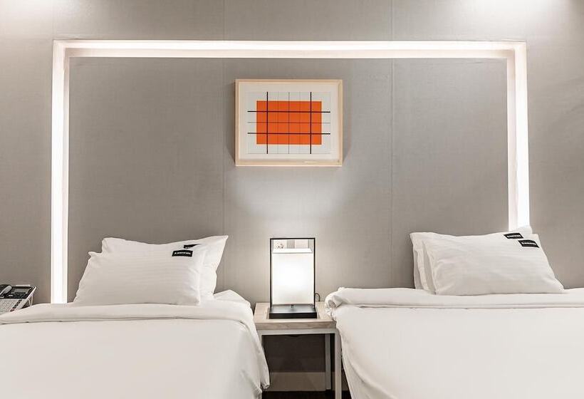 Hotel Jinju Brown Dot Jinjuseong Branch
