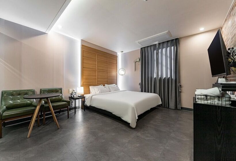 酒店 Jinju Brown Dot Jinjuseong Branch