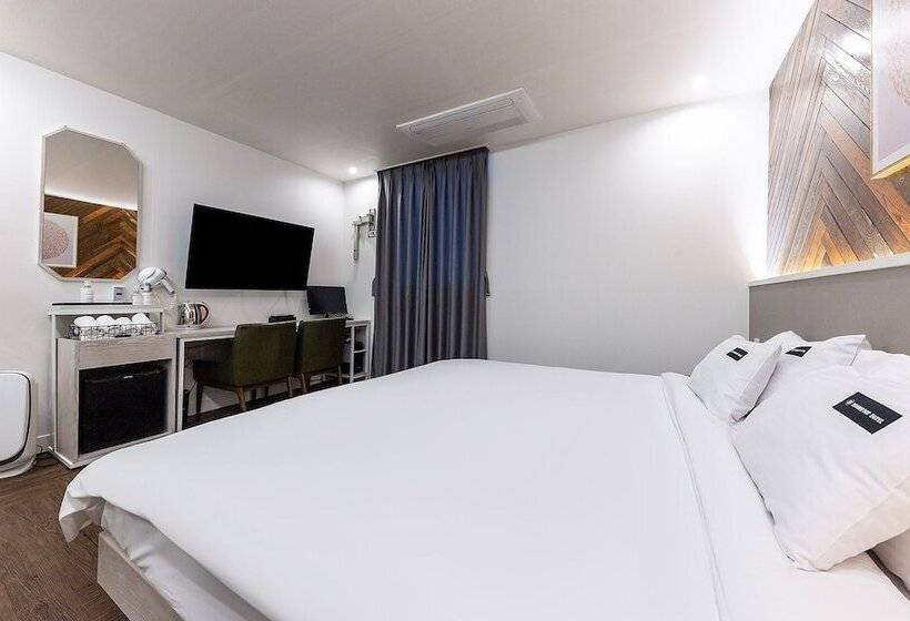 Hotel Jinju Brown Dot Jinjuseong Branch