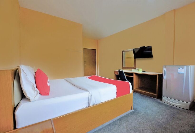 هتل Rose In Mansion By Oyo Rooms