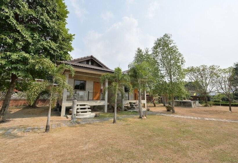 هتل Ruenkanthima Resort By Oyo Rooms