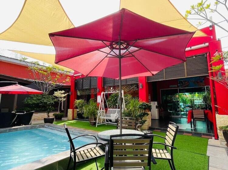هتل Villa Abadi Resort
