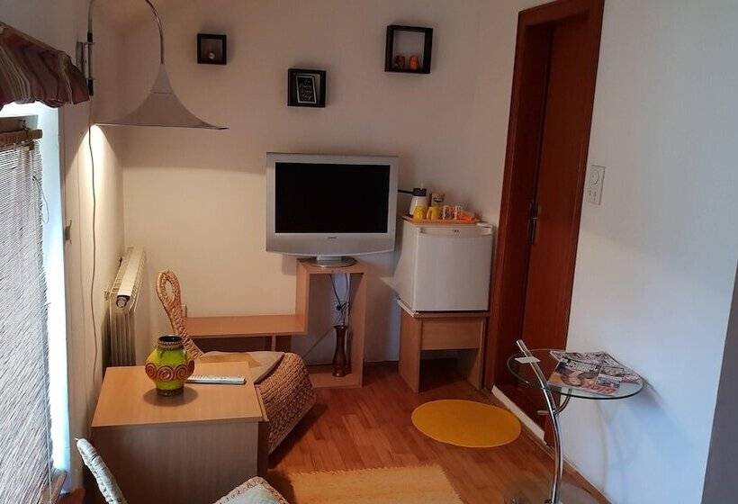 پانسیون Guest House Bikica