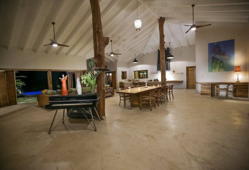 پانسیون Nakatumble