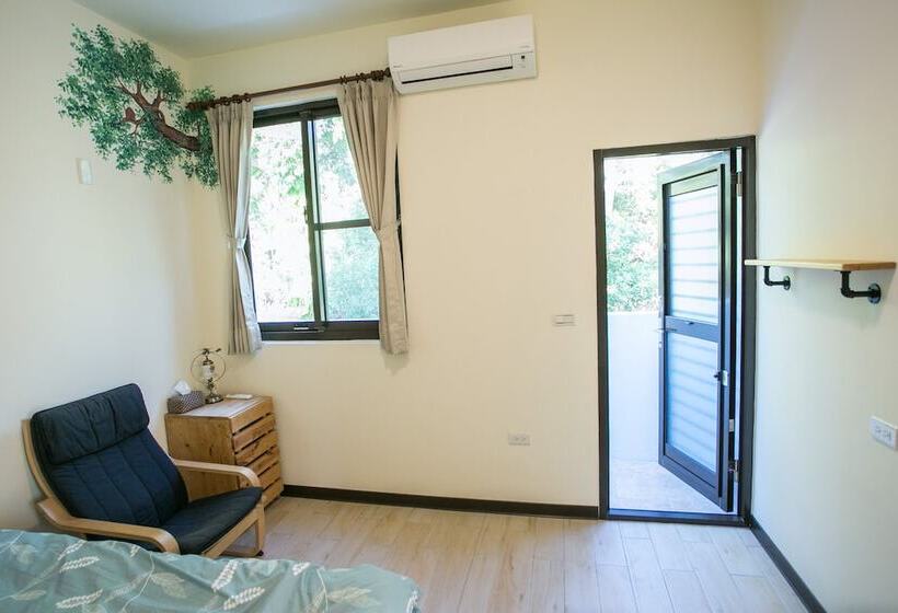 پانسیون Tree House Cafe & Homestay