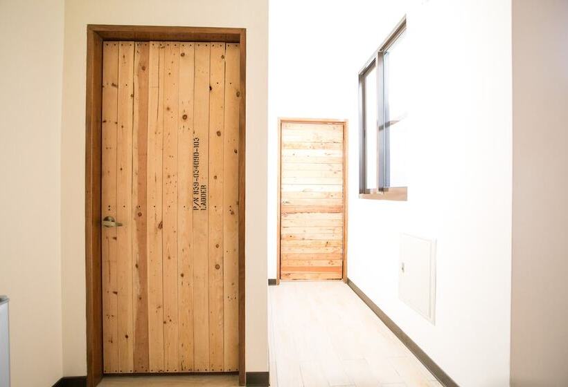 پانسیون Tree House Cafe & Homestay