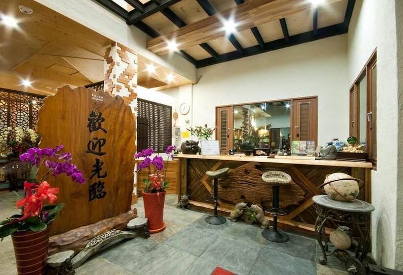 تختخواب و صبحانه Chun Yang Chiefvilla