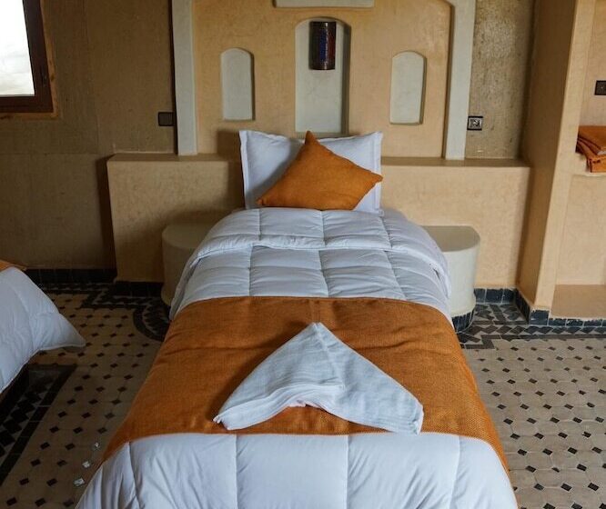 پانسیون Chez Family Bidouin Merzouga