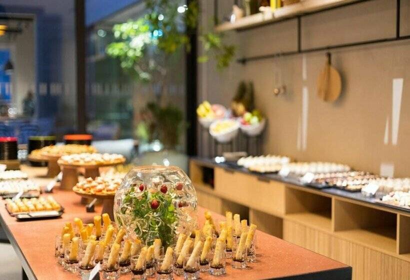 Indigo Larnaca, An Ihg Hotel Adults Only