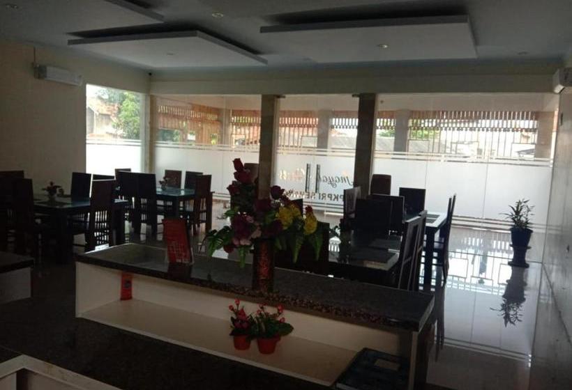 هتل Oyo 3277 Inayah Pkpri