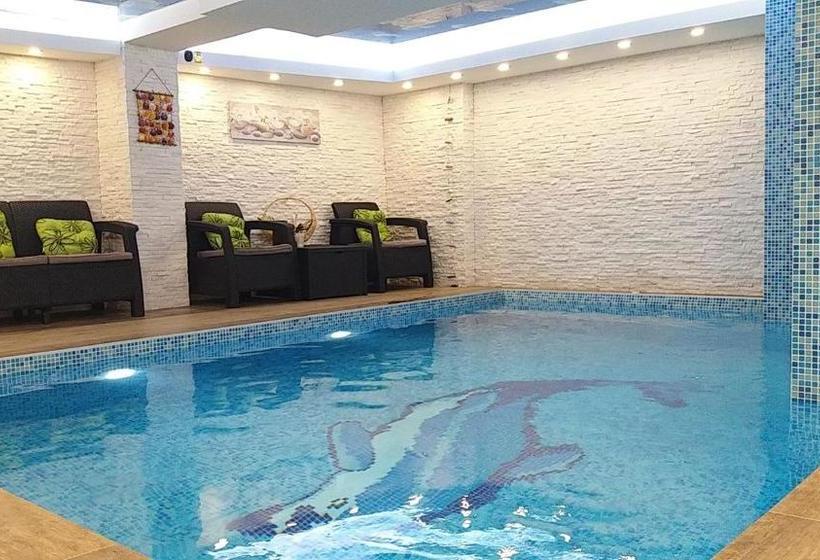 هتل B&b Vracar Resort