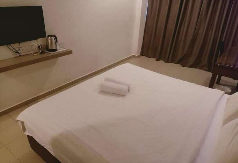 T Hotel Anggerik