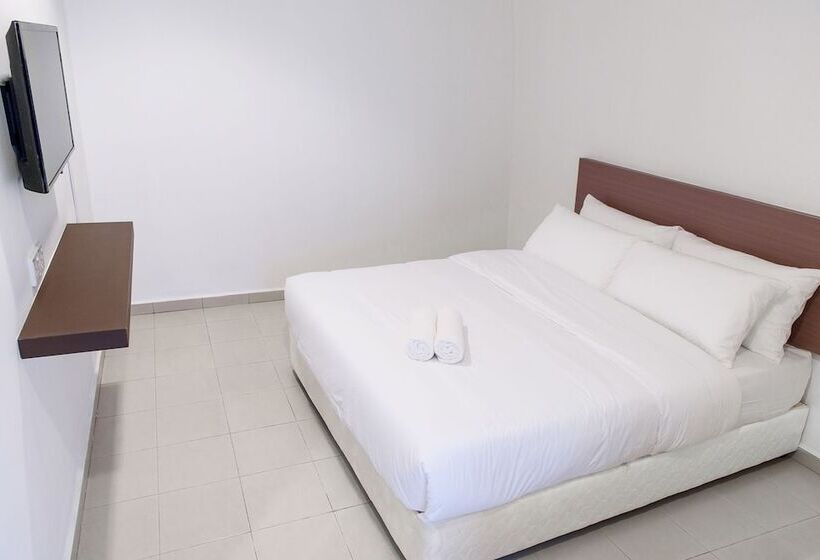 T Hotel Anggerik