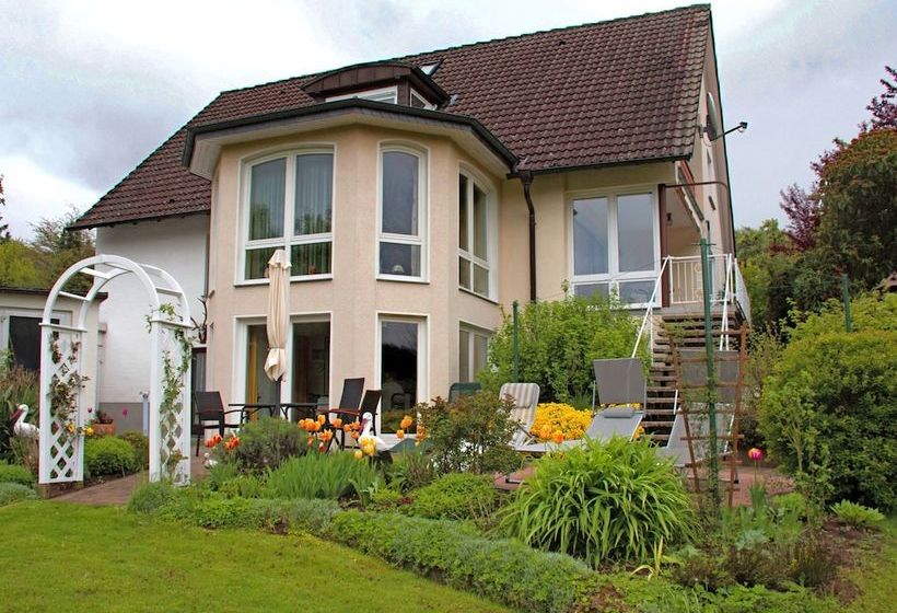 Attractive Apartment In Bellenberg With Garden
