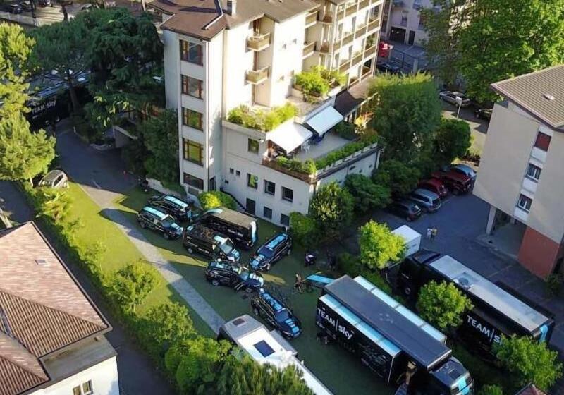 ホテル Albergo Sorriso