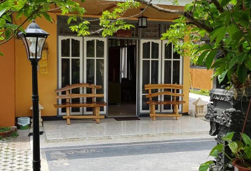 هاستل Dewi Sri Guesthouse