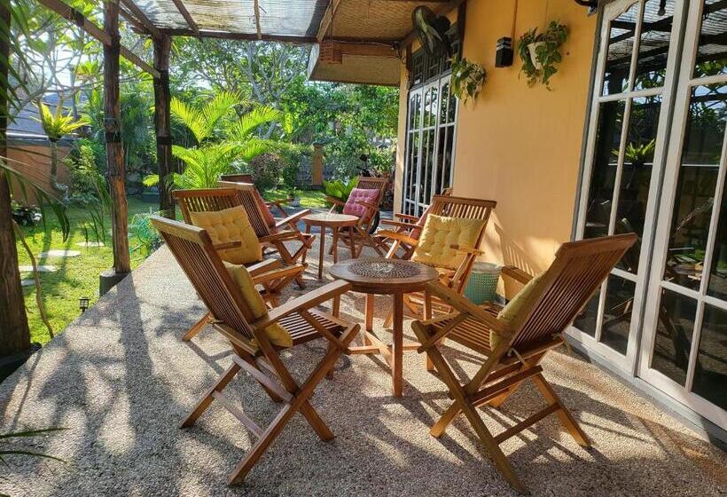 هاستل Dewi Sri Guesthouse