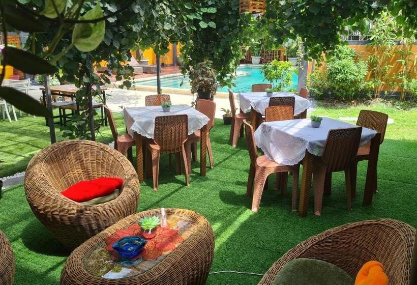 هاستل Dewi Sri Guesthouse