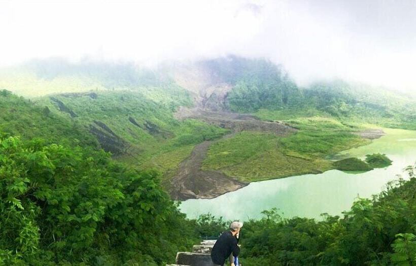 تختخواب و صبحانه Mandalawangi