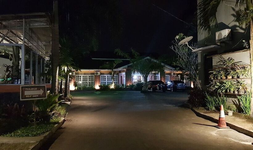 تختخواب و صبحانه Mandalawangi